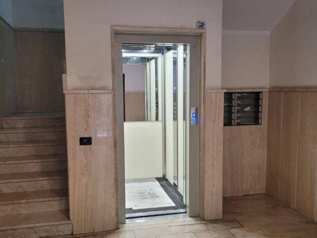 Appartamento a Reggio calabria in Via Sant'Anna II Tronco, 20 - Foto 4