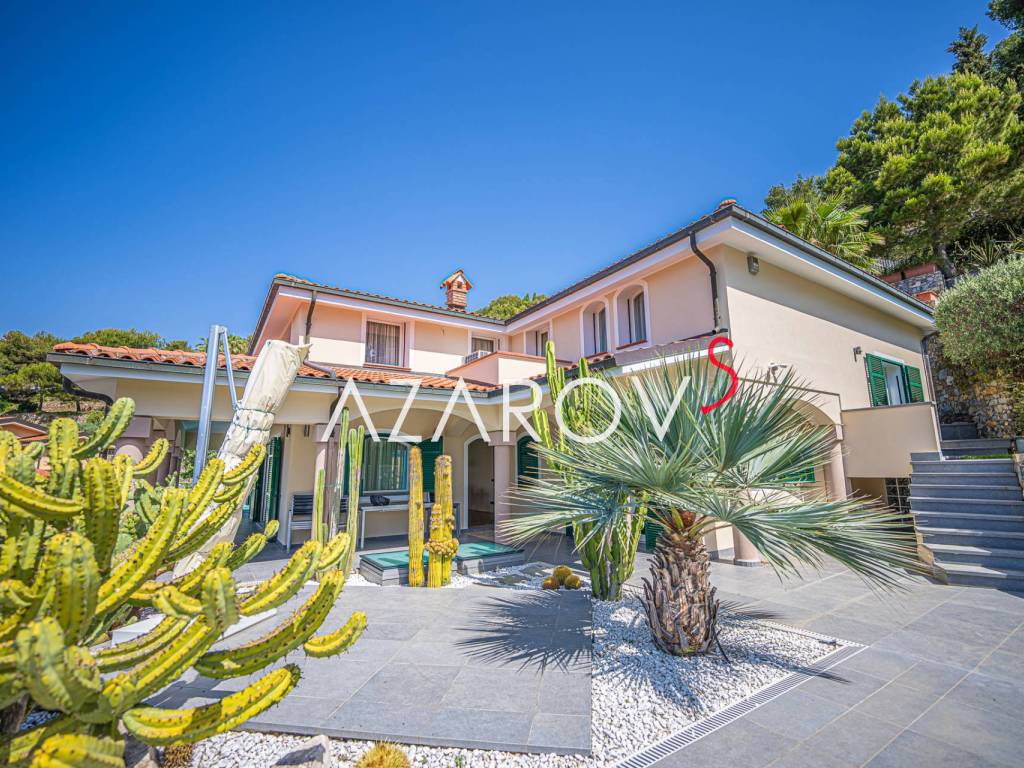 Villa a Andora in Via San Luigi, 24 - Foto 2