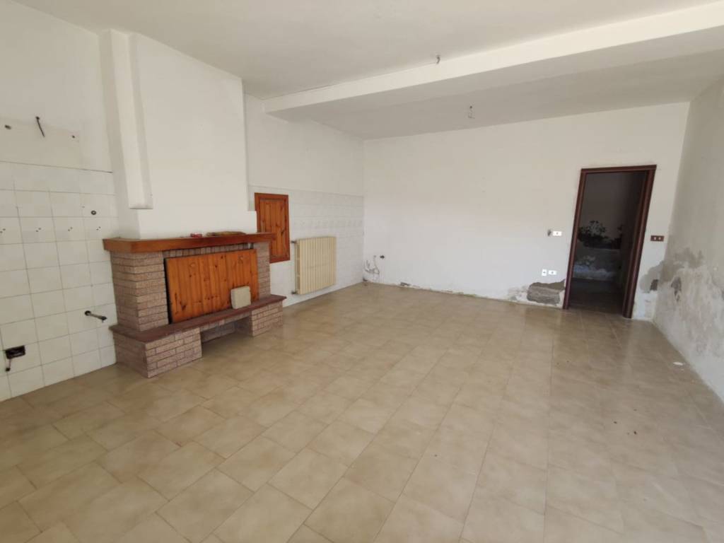 Rustico / casale a Atri in Strada Comunale Città Sant'Angelo Tre Ciminiere - Foto 5