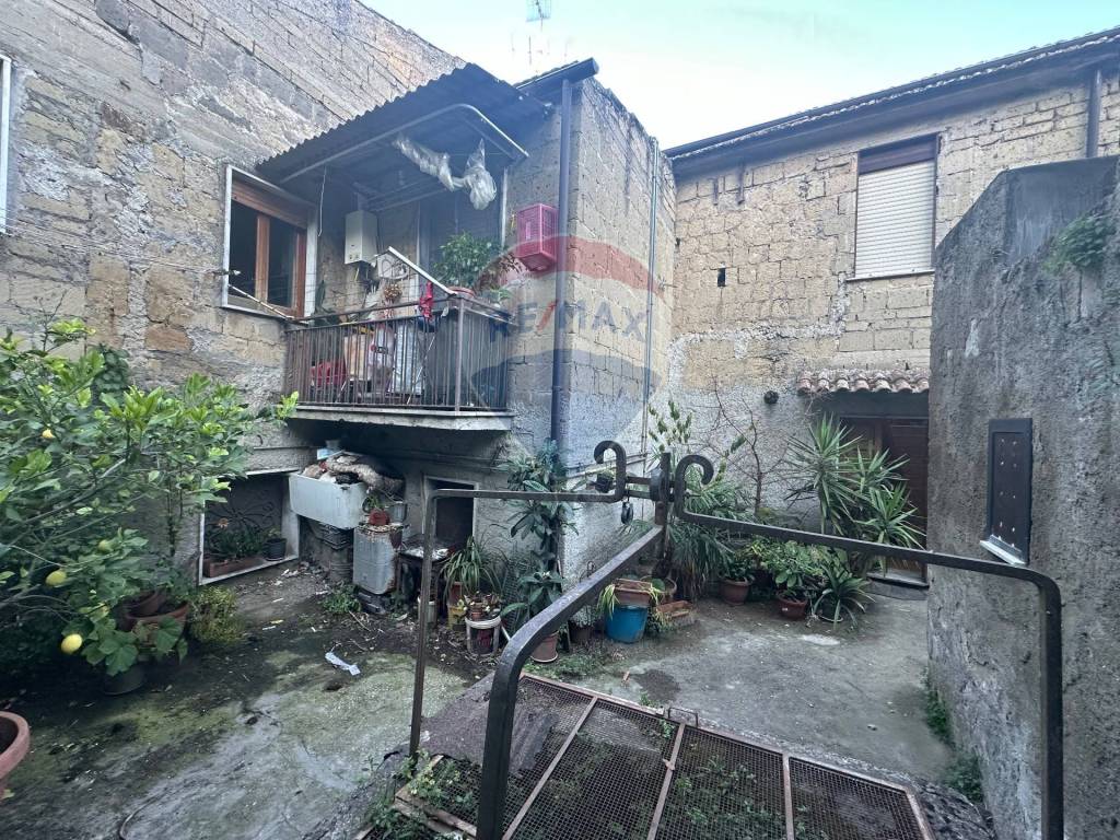 Casa indipendente a San leucio del sannio in via A. Zamparelli, 16 - Foto 4