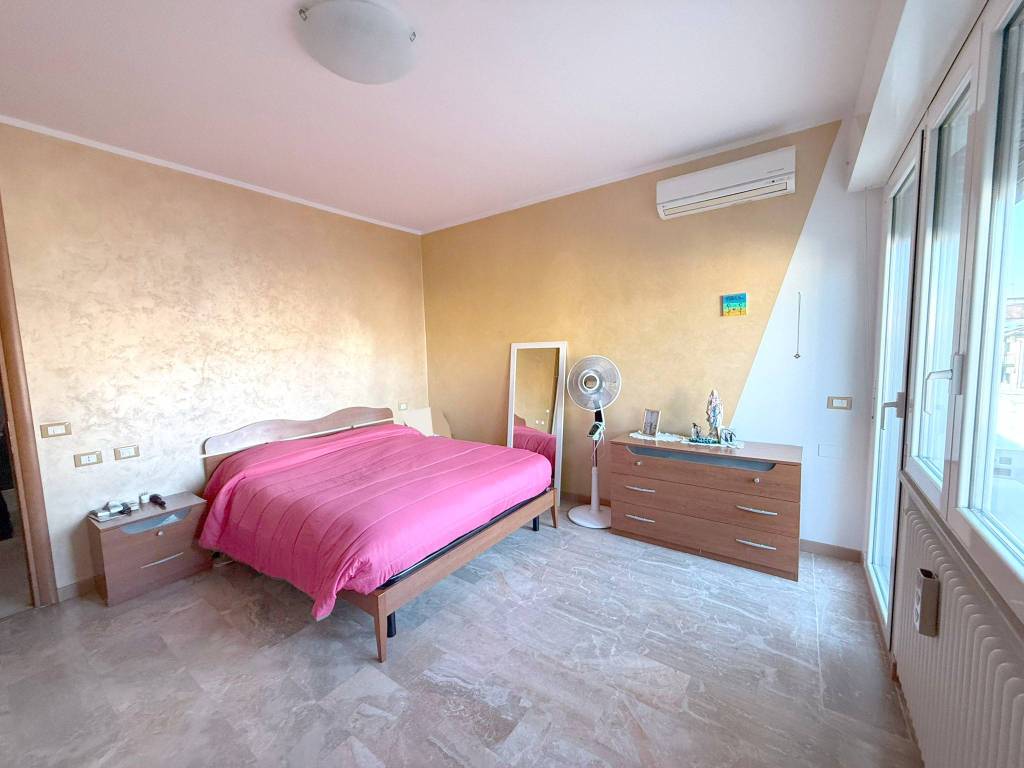 Appartamento a Riccione in Viale Saluzzo - Foto 2