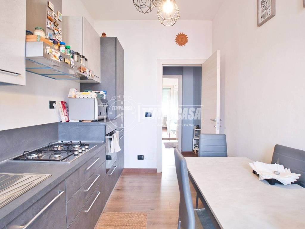 Appartamento a Vercelli in Via Vincenzo Cesati - Foto 5