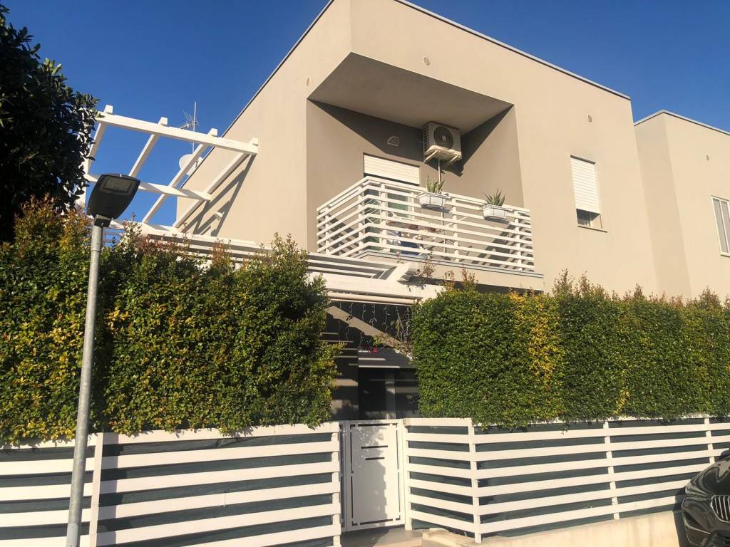 Villa a Crotone in Via Nazioni Unite - Foto 2