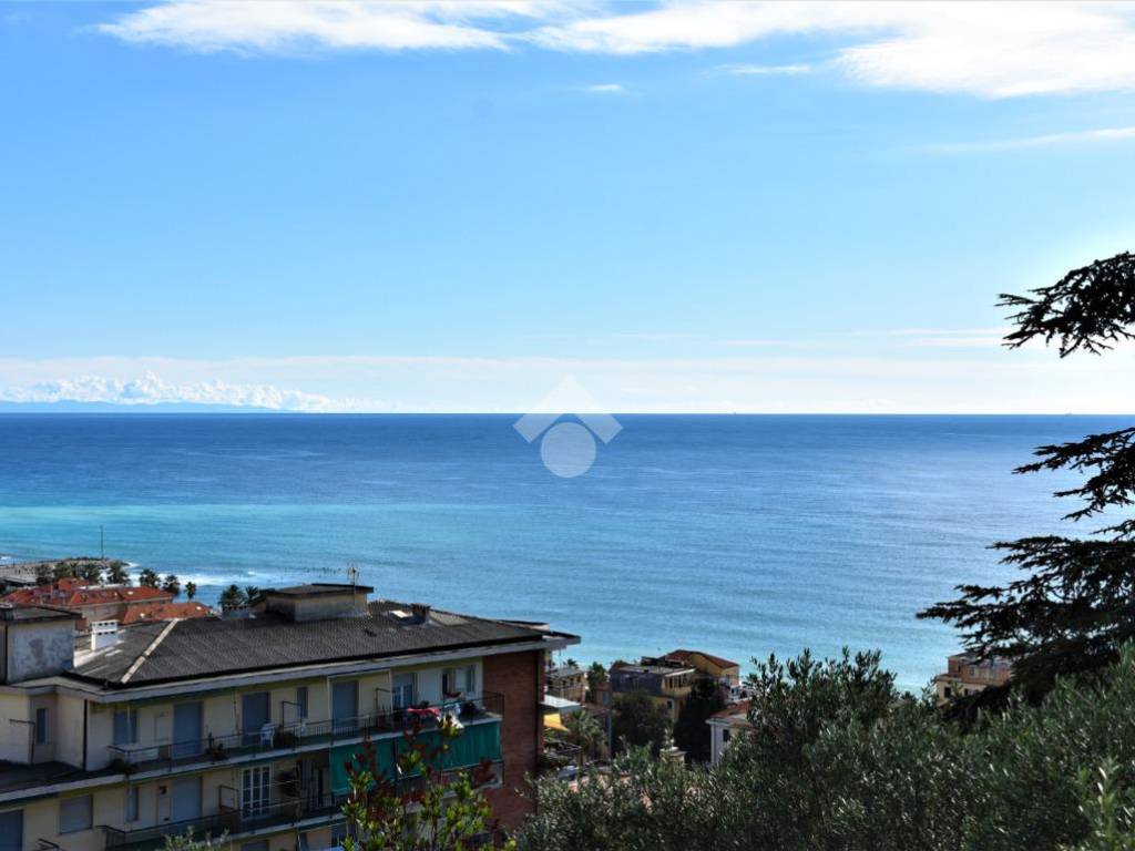 Villa a Varazze in Via Livio Canale, 37 - Foto 2