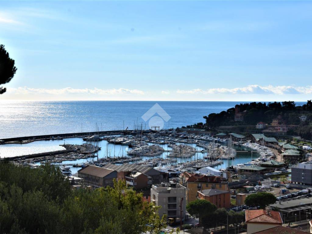 Villa a Varazze in Via Livio Canale, 37 - Foto 3