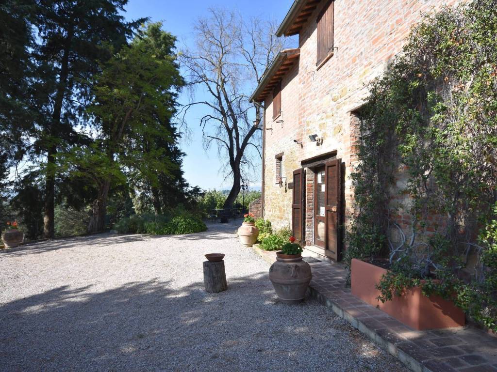 Rustico / casale a Castiglione del lago in CASTIGLIONE DEL LAGO - Foto 2