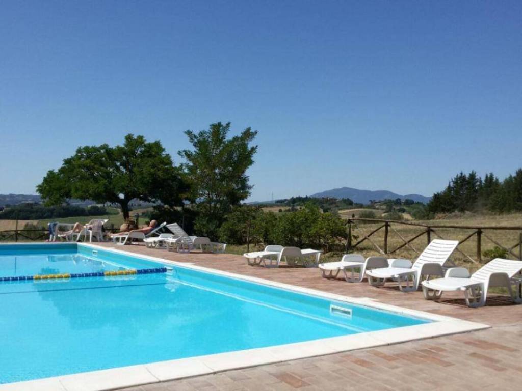Rustico / casale a Castiglione del lago in CASTIGLIONE DEL LAGO - Foto 4