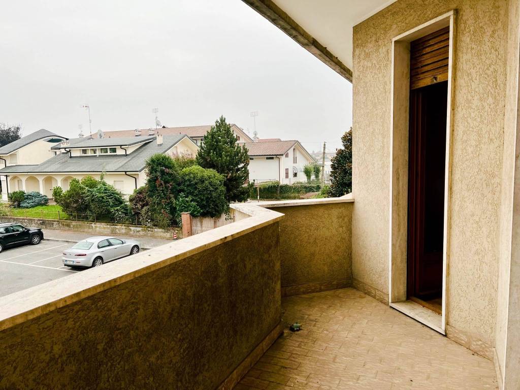 Appartamento a Centallo in Via Camillo Benso - Foto 4