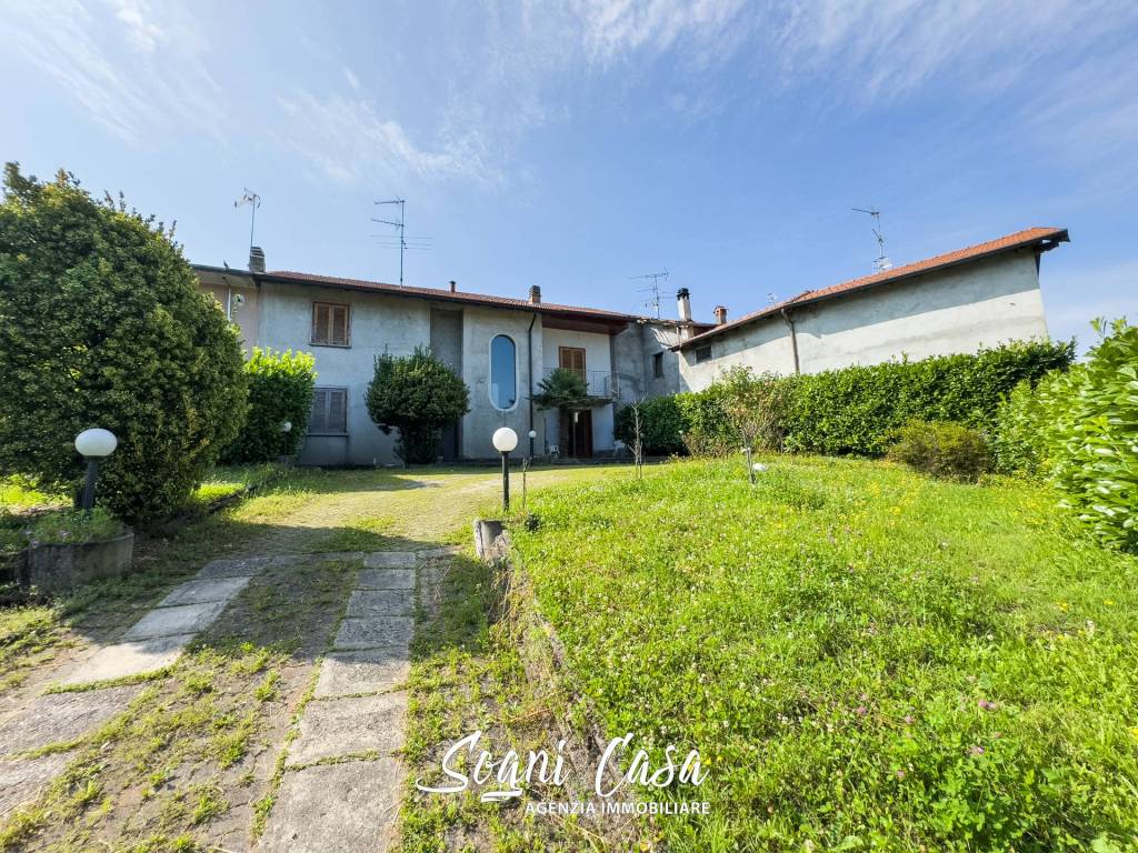 Villa a Castelletto sopra ticino in Via Trento - Foto 5