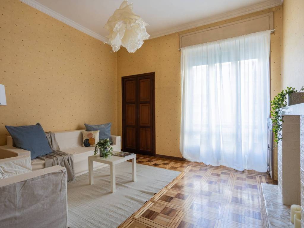 Appartamento a Cuneo in Via Giovanni Schiaparelli, 7 - Foto 3