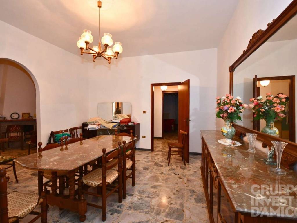 Appartamento a Ceglie messapica in Via Cicerone - Foto 3