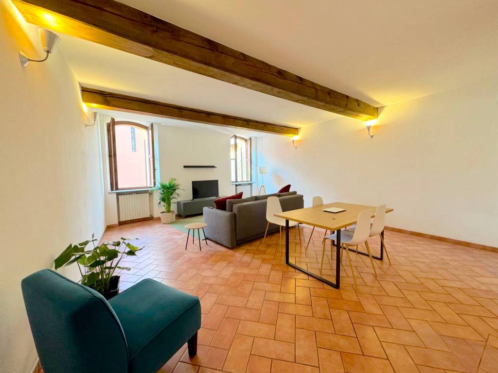Appartamento a Parma in Strada Massimo d'Azeglio, 19 - Foto 2