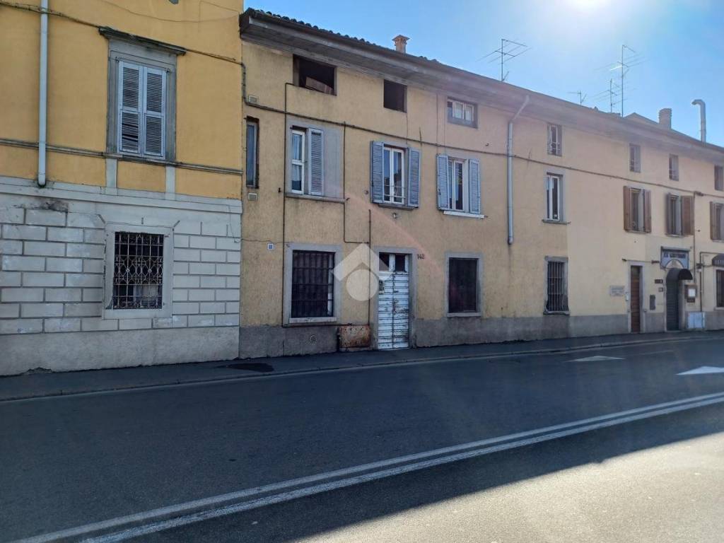 Palazzo / stabile a Bergamo in Via S. Bernardino, 142 - Foto 1