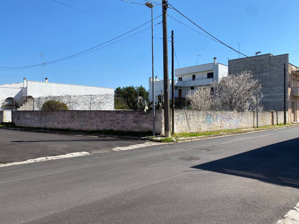 Terreno a Novoli in Via Fratelli Rosselli, 16 - Foto 2
