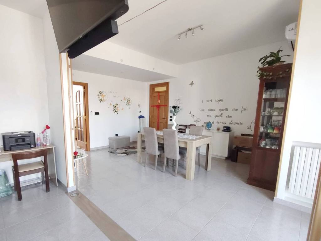 Appartamento a Lequile in Via Guglielmo Marconi - Foto 5