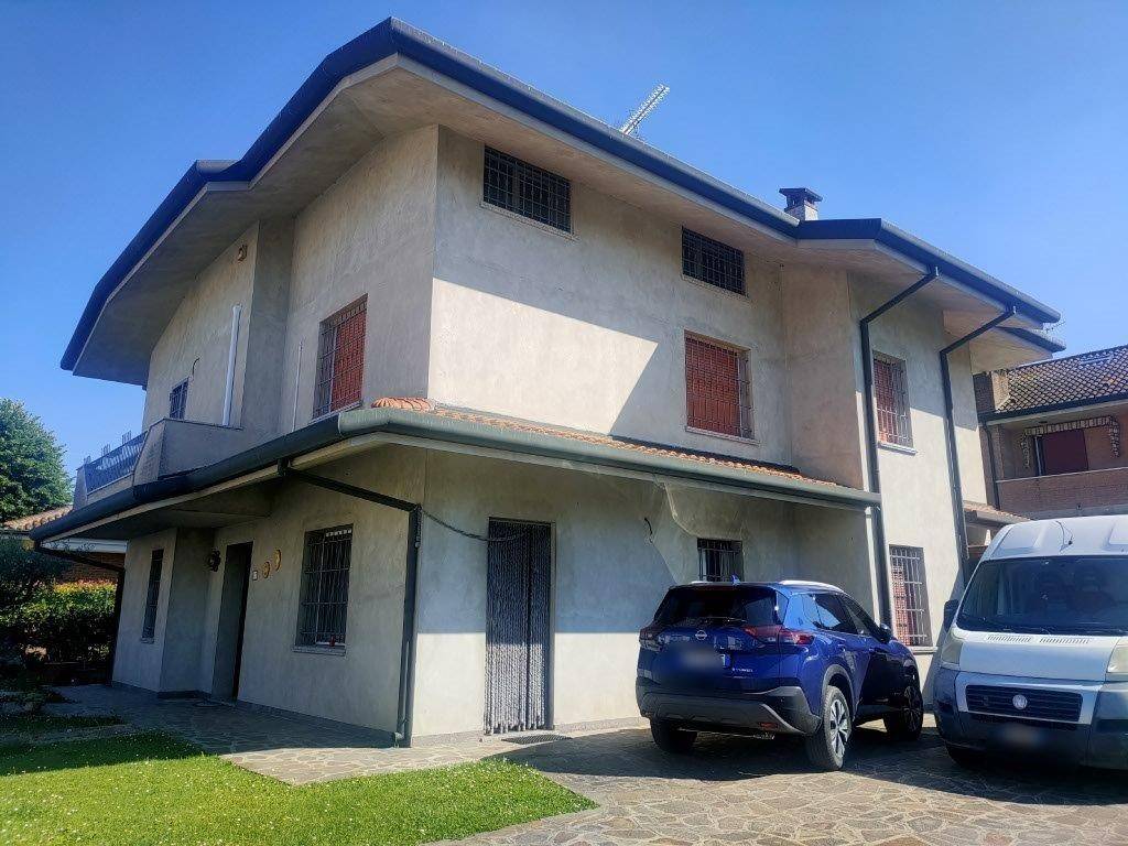 Villa a Occhiobello in Via M. Sereni - Foto 3
