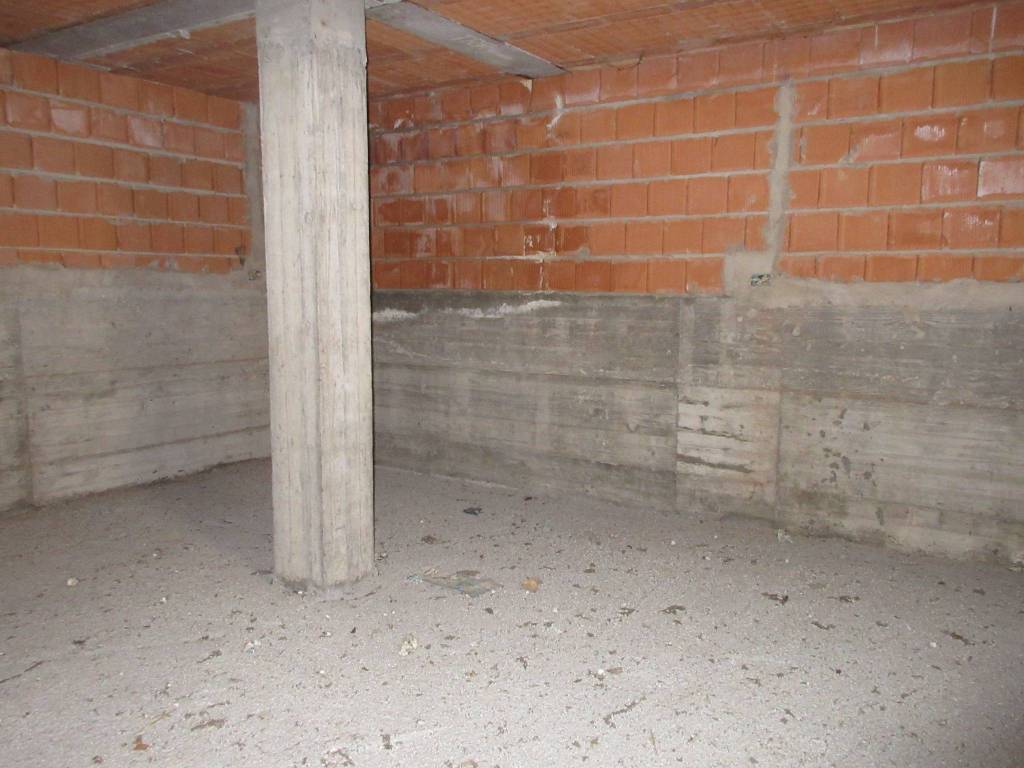 Villa a Porto viro in Via Cesare Battisti, 47 - Foto 5