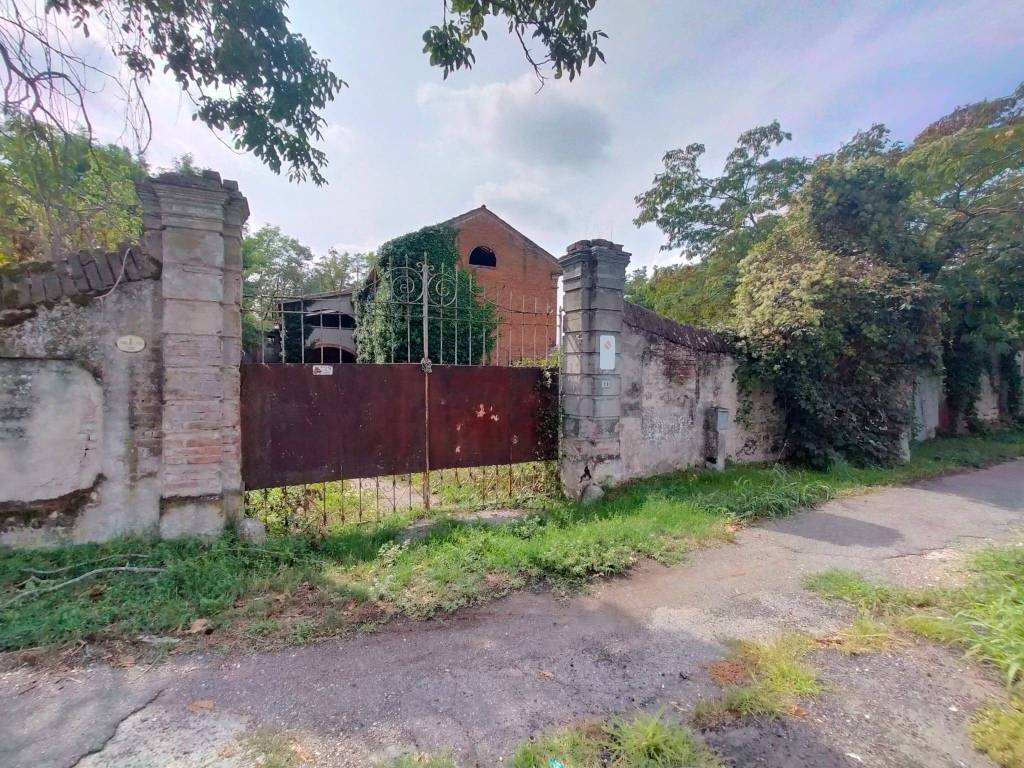Rustico / casale a Codogno in Viale Guglielmo Marconi, 15 - Foto 2