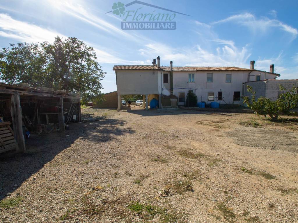 Rustico / casale a Montalto di castro in Strada Provinciale Pescia Romana - Foto 4