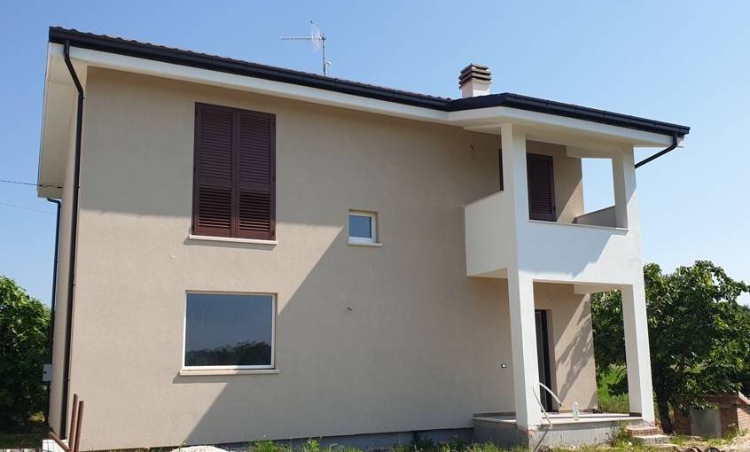 Villa a Nereto in Strada Provinciale della Vibrata - Foto 2