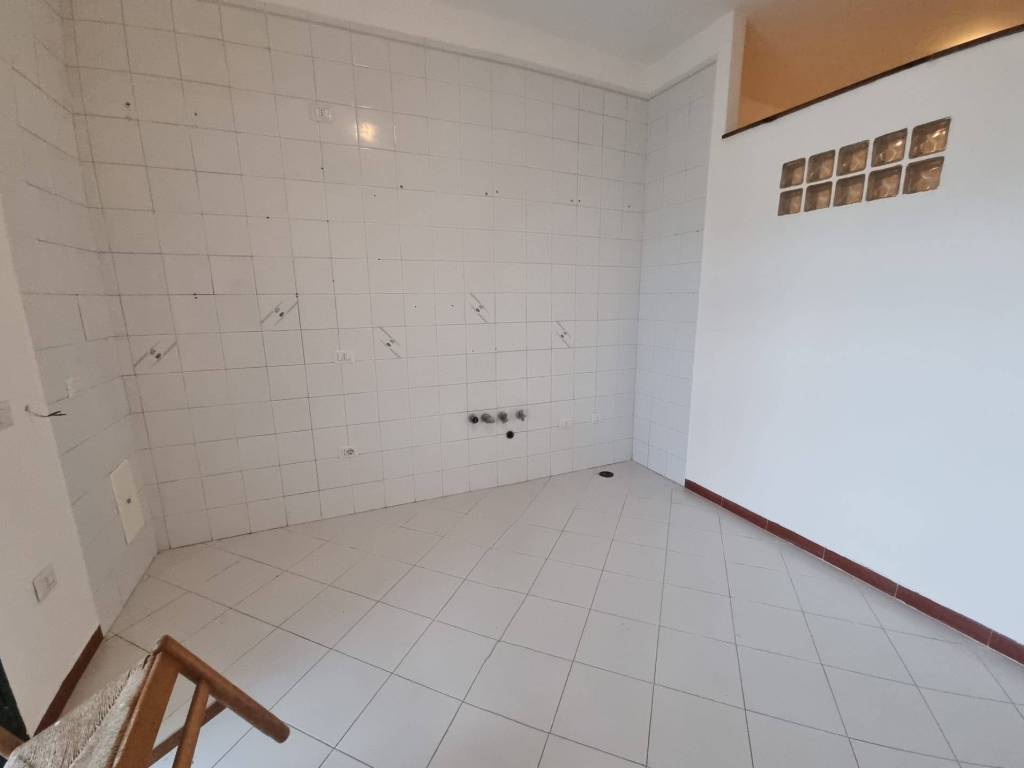 Appartamento a Castel volturno in Viale Claris - Foto 3