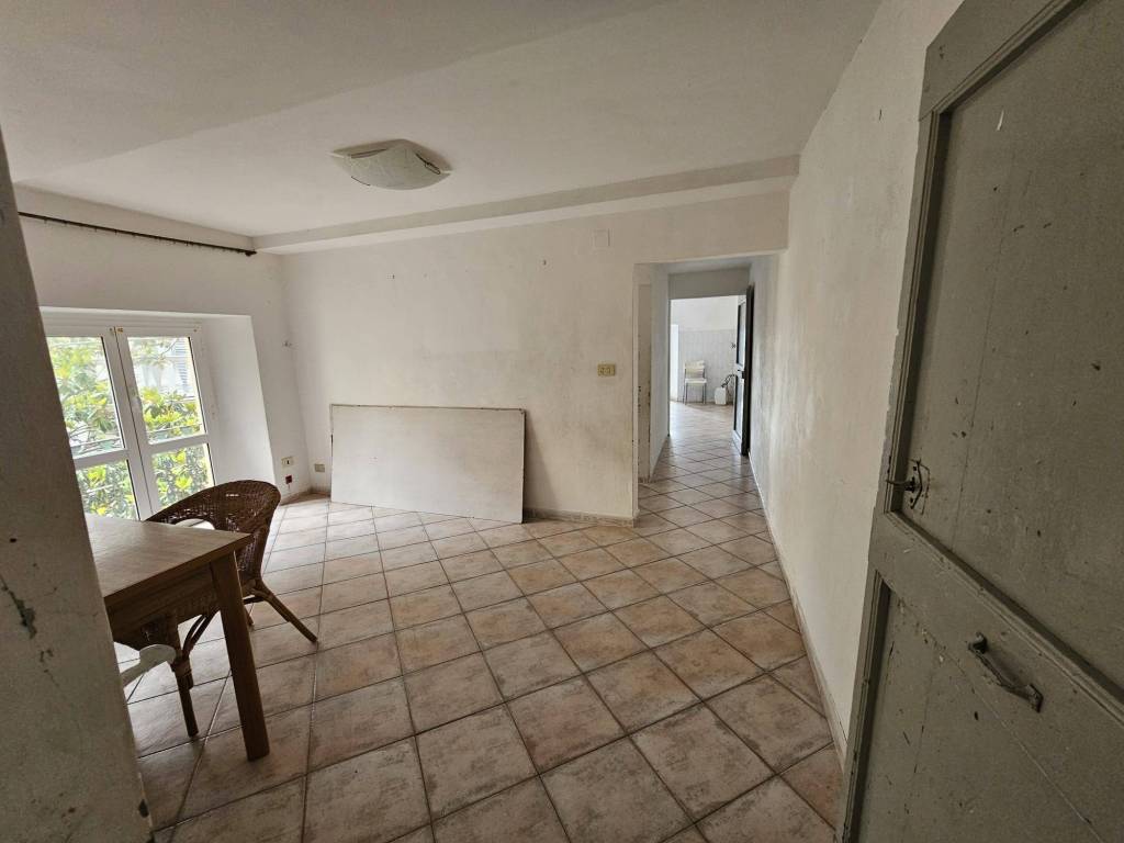 Appartamento a Vado ligure in Via Leon Pancaldo - Foto 3