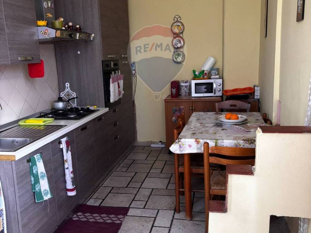 Appartamento a Priolo gargallo in VIA DELLA PENTAPOLI, 12 - Foto 2