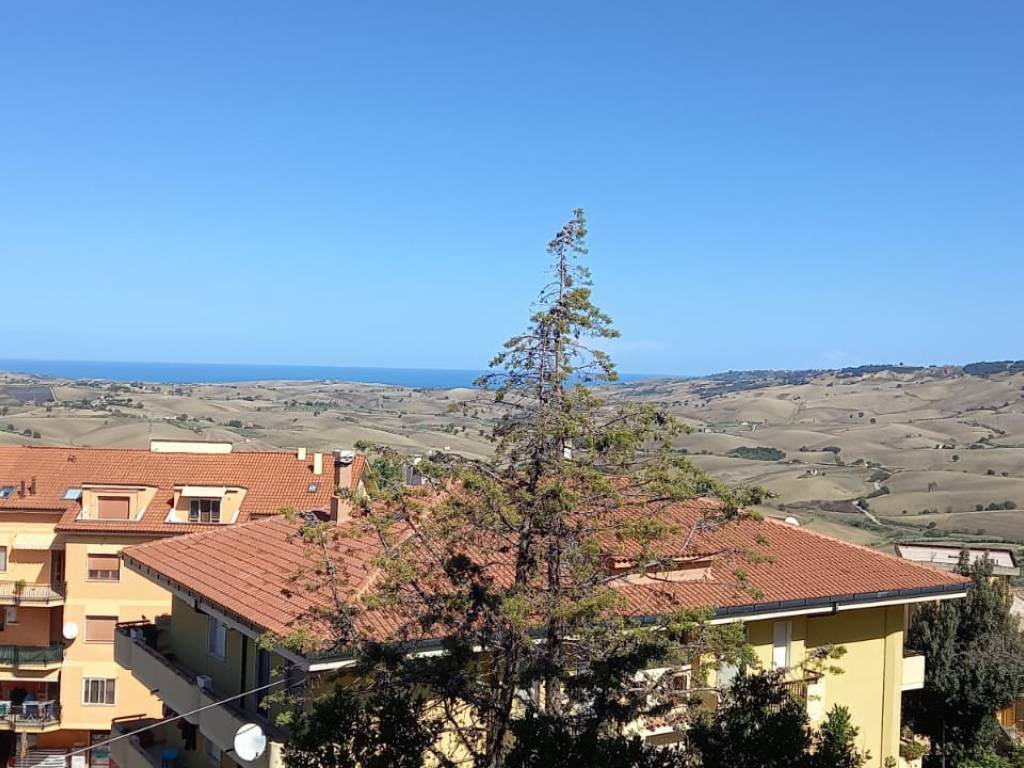 Appartamento a Montenero di bisaccia in Via Vittorio Argentieri - Foto 4