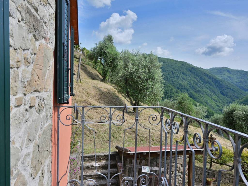 Appartamento a Bagni di lucca in Via di Colle Lugliano, 5 - Foto 4
