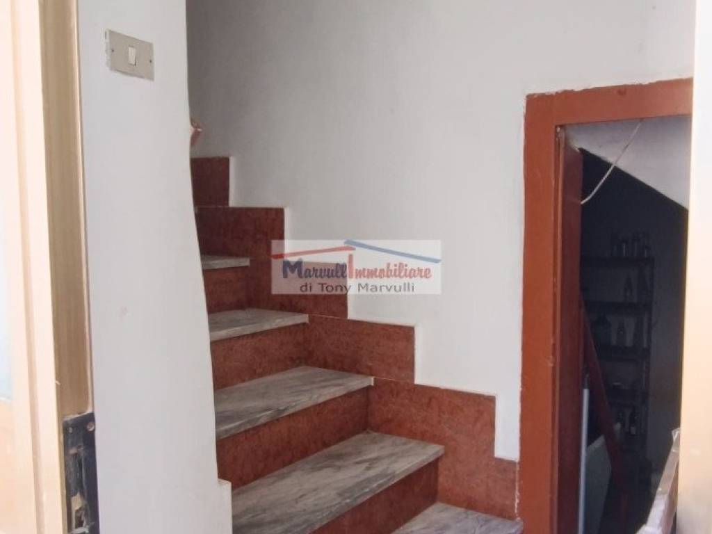 Casa indipendente a Cassano delle murge in Vico Vincenzo Ruffo - Foto 4
