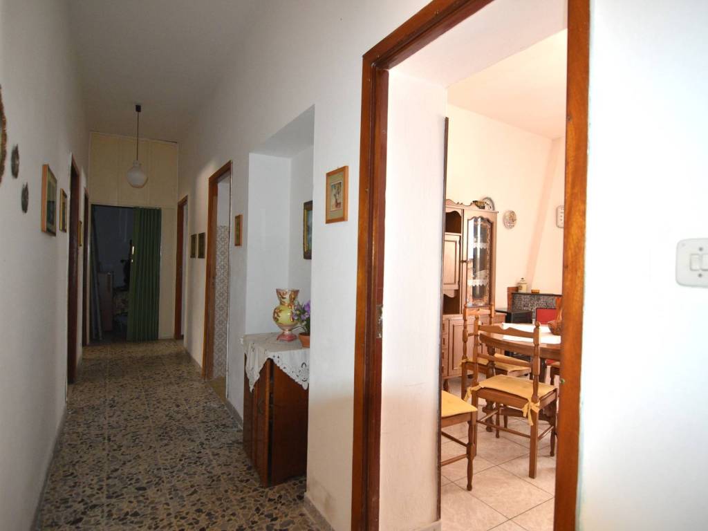 Appartamento a Macomer in Via Raffaello, 3 - Foto 5