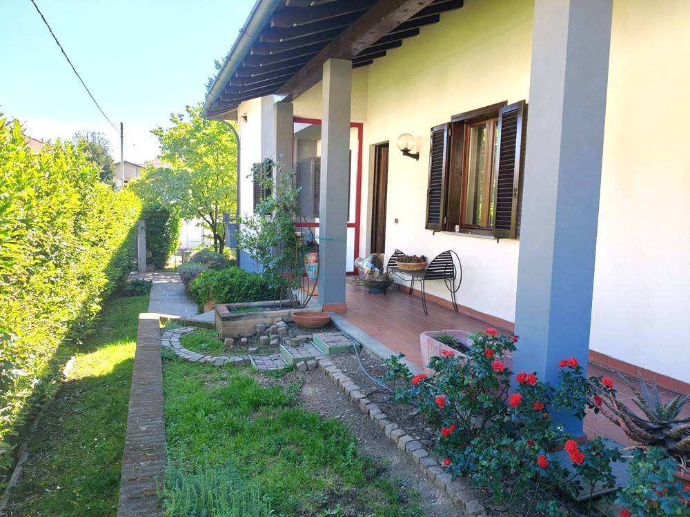 Villa a Fagnano olona in Via Ludovico Ariosto, 17 - Foto 3