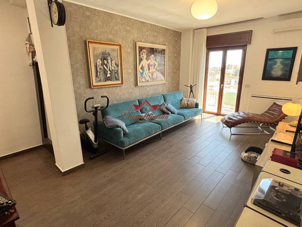 Appartamento a Valenzano in Via Montrone - Foto 4