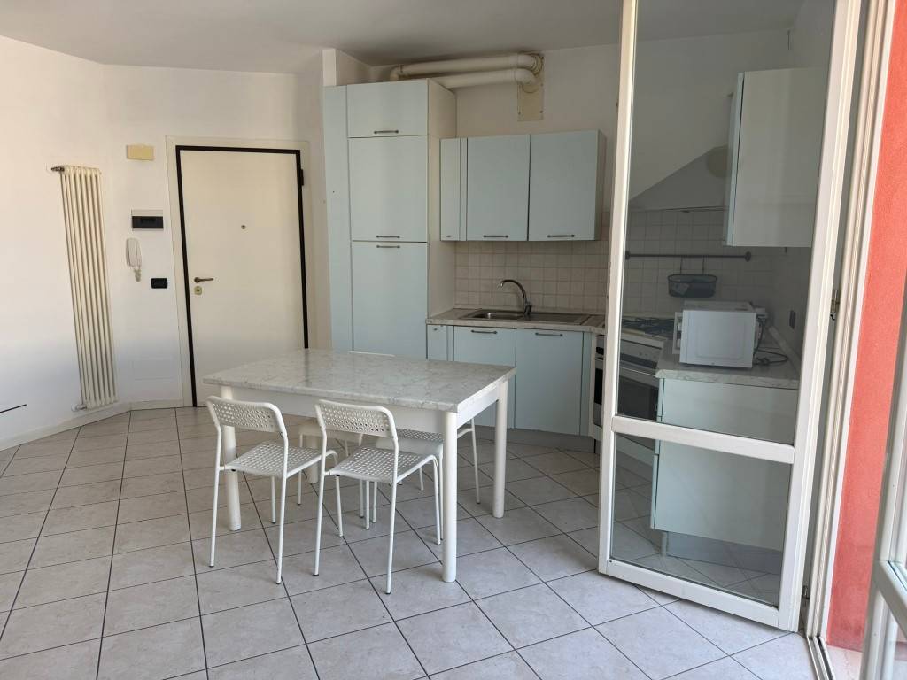 Appartamento a Riccione in Viale Cecco Angiolieri, 16 - Foto 4