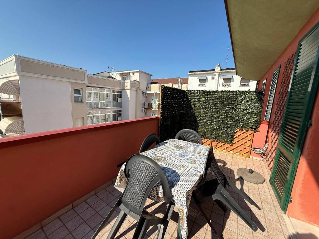 Appartamento a Riccione in Viale Cecco Angiolieri, 16 - Foto 5