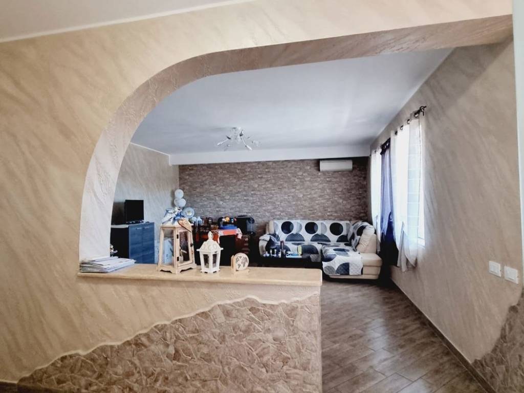 Casa indipendente a Aprilia in VIA MELLA, 2 - Foto 5