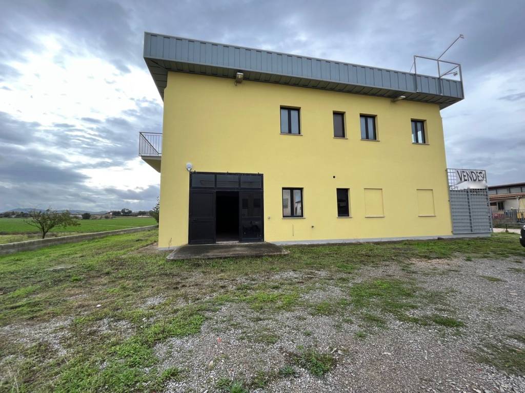 Immobile a Castiglione del lago in Via Trasimeno - Foto 3