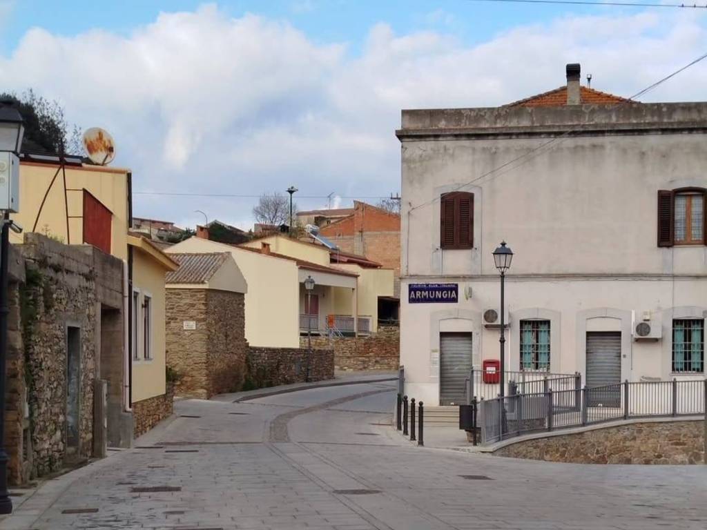 Casa indipendente a Armungia in via Guglielmo Marconi - Foto 2