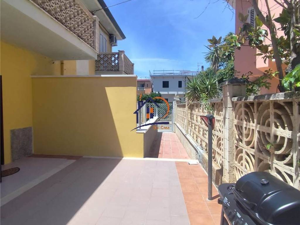 Appartamento a Corigliano-rossano in Via Andorra - Foto 4