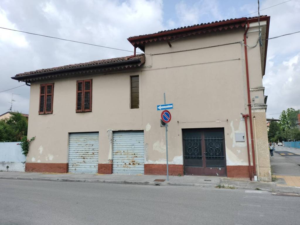 Palazzo / stabile a Gradisca d'isonzo in Via Garibaldi, 29 - Foto 3