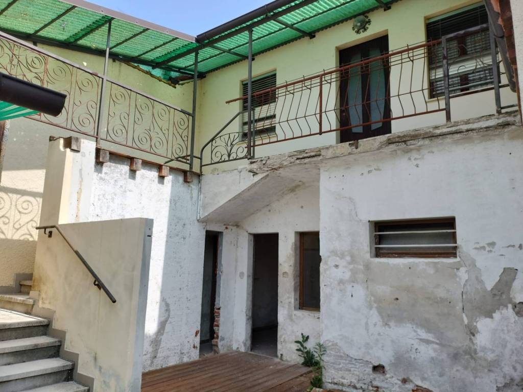 Palazzo / stabile a Gradisca d'isonzo in Via Garibaldi, 29 - Foto 4