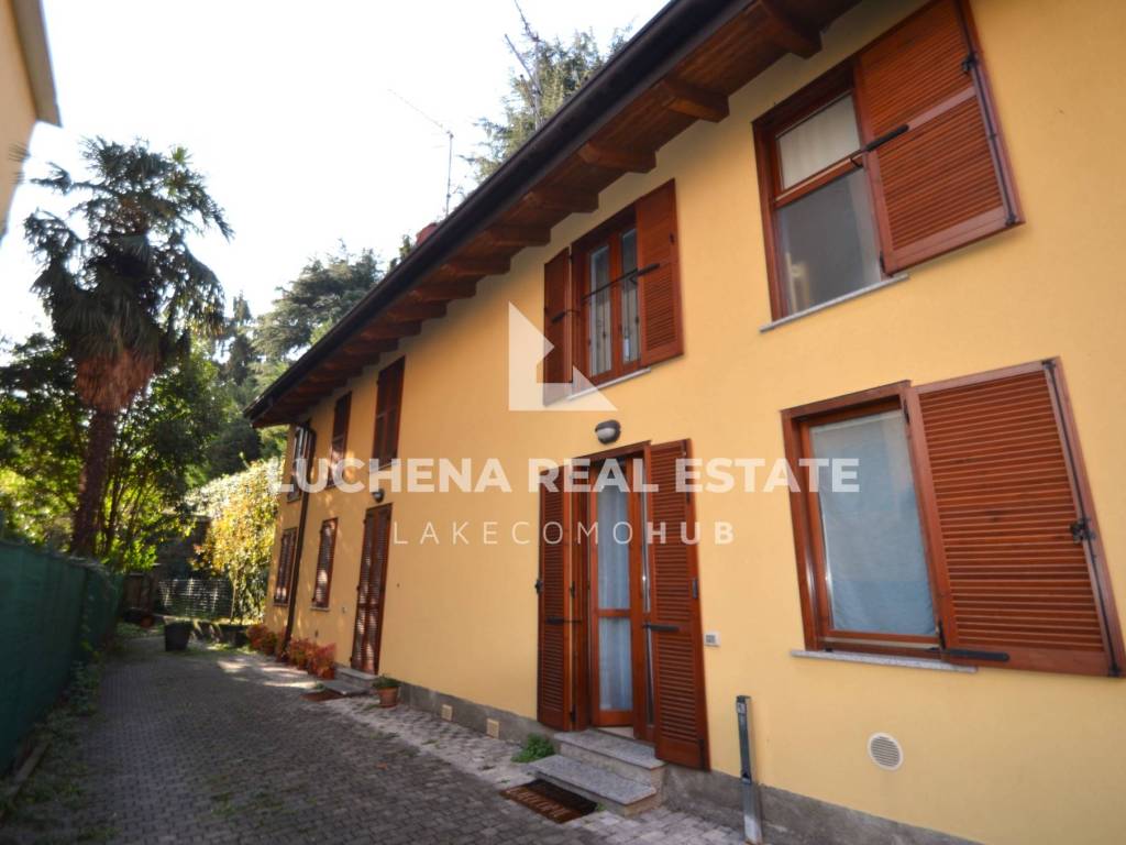 Appartamento a Como in Via Gaspare Rosales, 15 - Foto 2