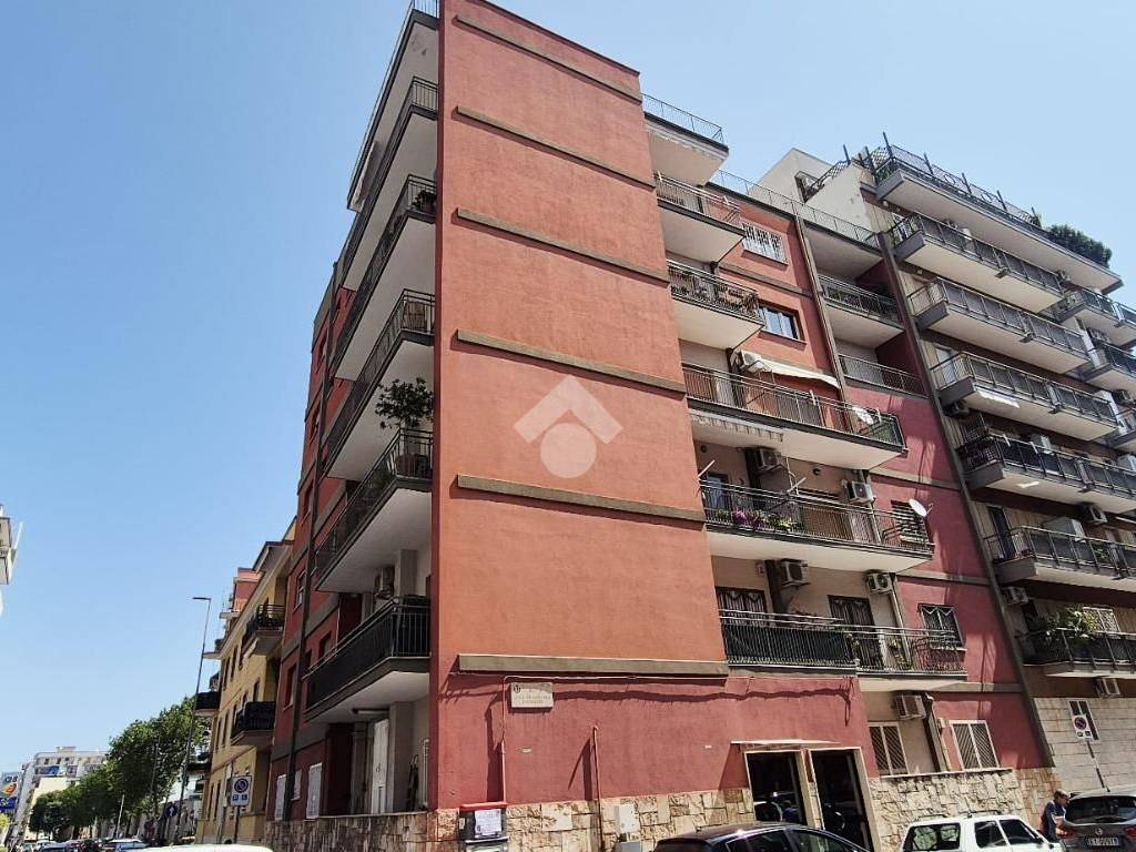 Appartamento a Bari in Via luca de samuele cagnazzi, 2 - Foto 3