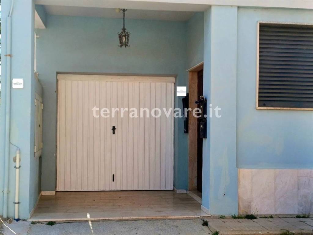 Box / garage a Olbia in Quartiere Centro - Foto 4