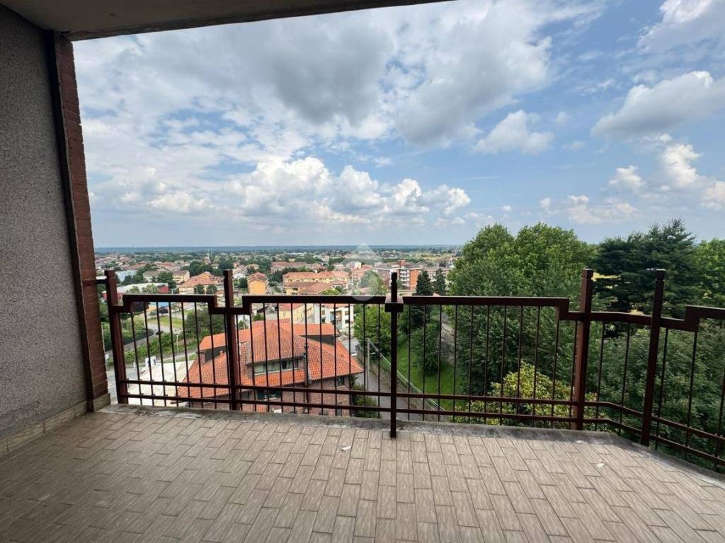 Appartamento a Oleggio in Via Pisola, 2 - Foto 4
