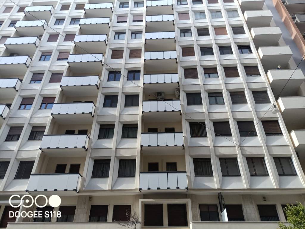 Appartamento a Taranto in Corso Umberto I, 7 - Foto 2