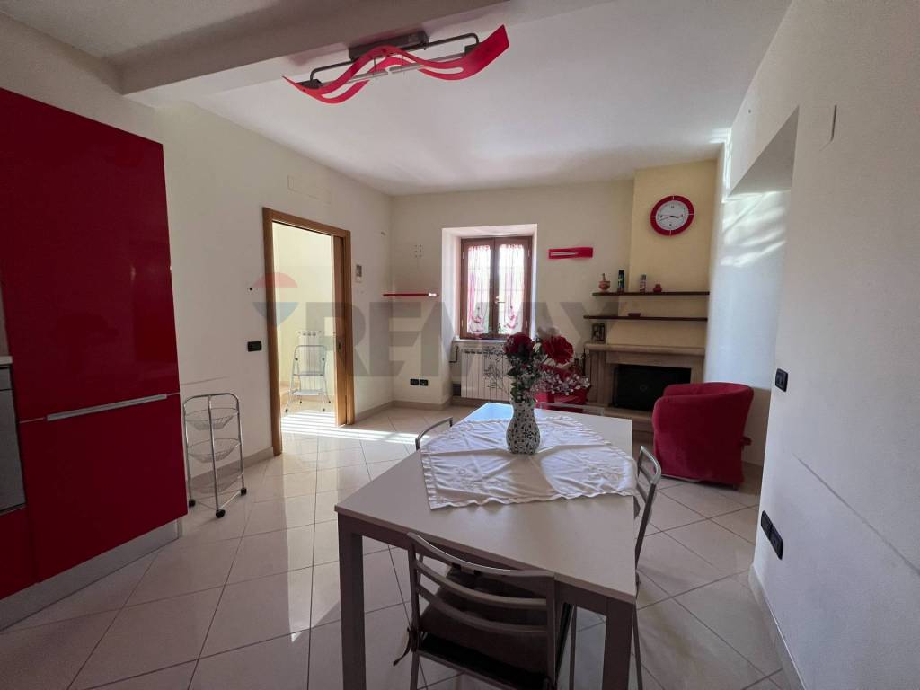 Appartamento a Casoli in Corso Vittorio Emanuele, 38 - Foto 3