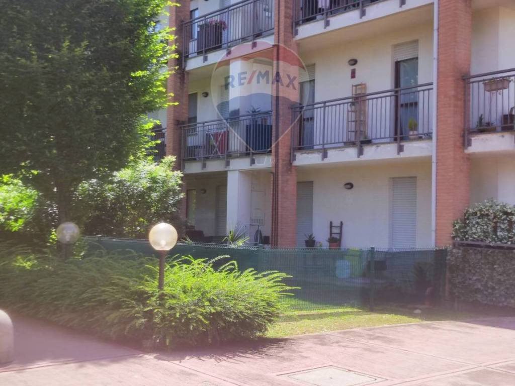 Appartamento a Cardano al campo in VIA CADORE, 26 - Foto 5