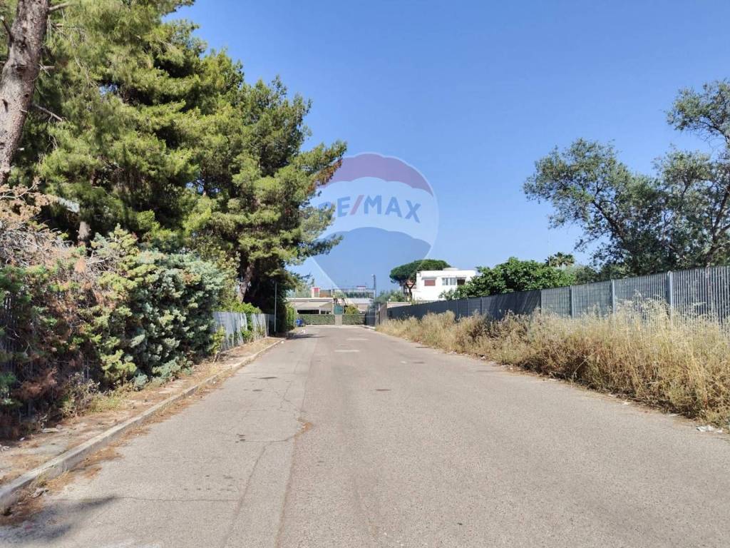 Box / garage a Bari in Via Carlo Alberto Dalla Chiesa, 8 - Foto 4