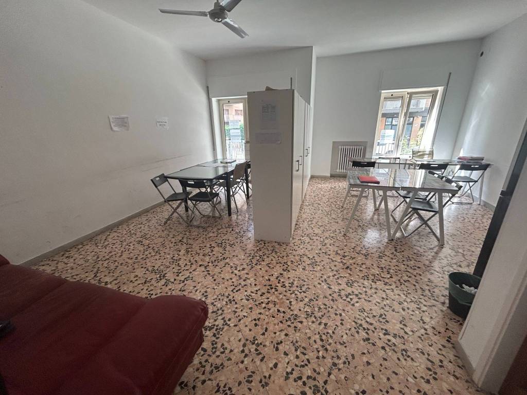 Appartamento a Bari in Via Cardinale Marcello Mimmi, 15 - Foto 2